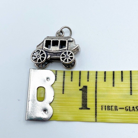 Vintage Stage Coach Sterling Silver Charm Pendant Historic Transportation 3.8g - Picture 7 of 8